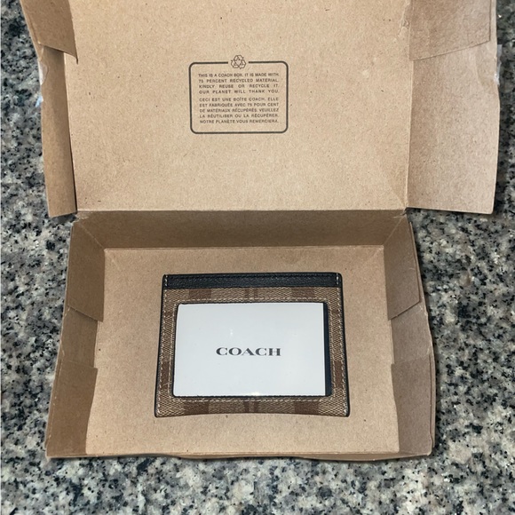 Coach Slim Wallet/Card Holder - Picture 2 of 2